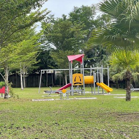Rumah Puteh Homestay Ipoh Bagian luar foto